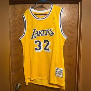 Mitchell & Ness Magic Johnson Los Angeles Lakers throwback jersey